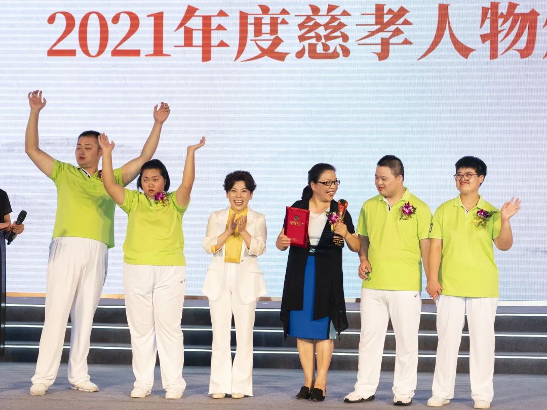 image011.jpg image011.jpg